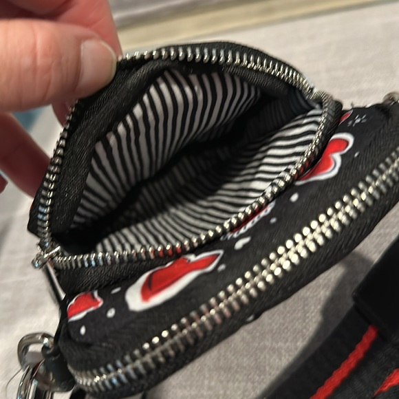 NEW —BRIGHTON- “hearts a Flutter” Utility Bag- 
crossbody bag - Picture 7 of 10